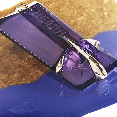 thierry mugler alien perfume reviews.